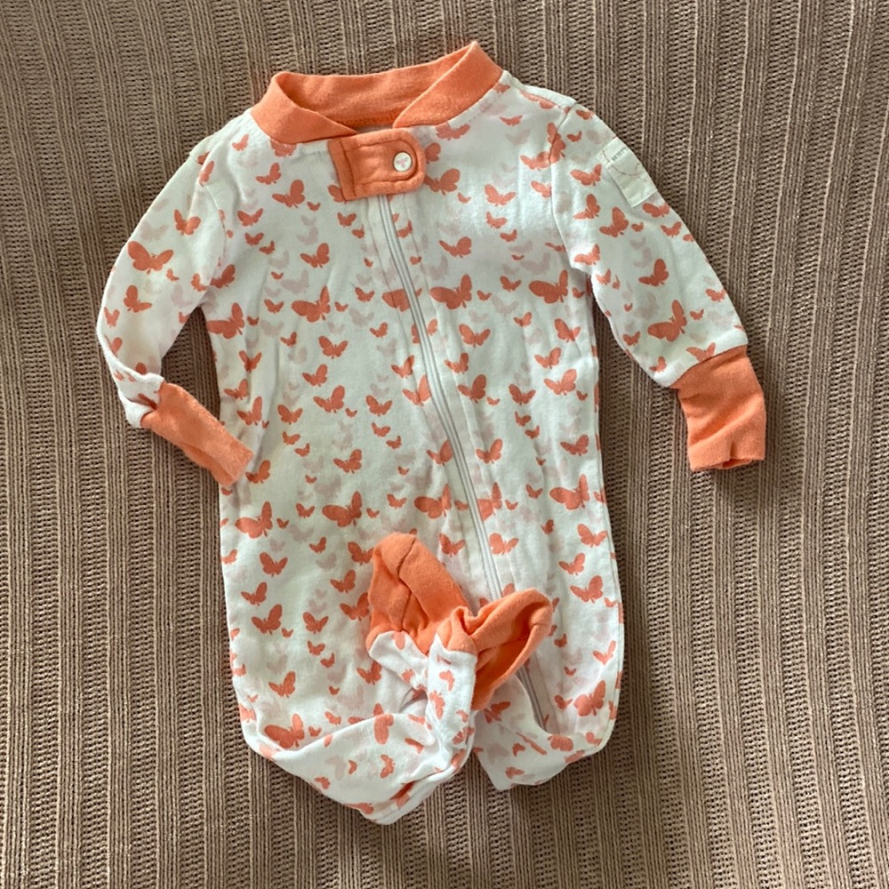 Burt’s Bees Newborn Zip up Sleeper